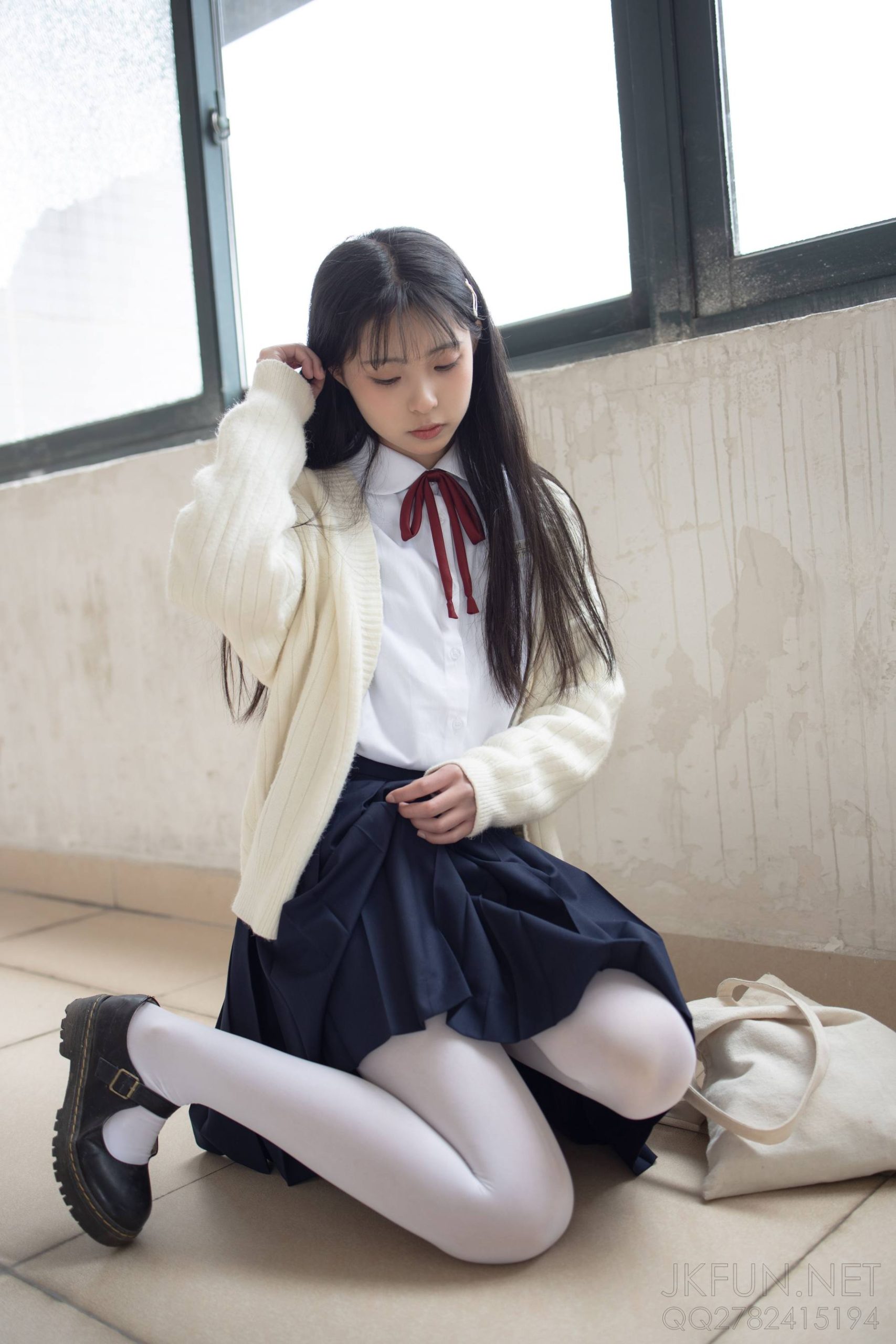 图片[3]-甜美可人的白丝姑娘【127P】20011-盲兔兔