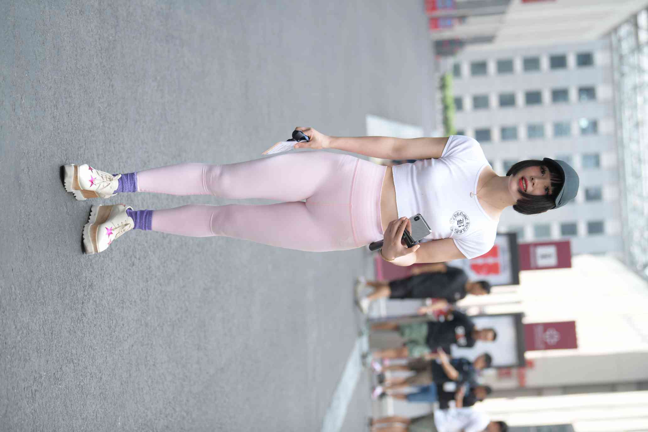 图片[2]-短发鸭舌帽时尚女生【102P】04022-盲兔兔