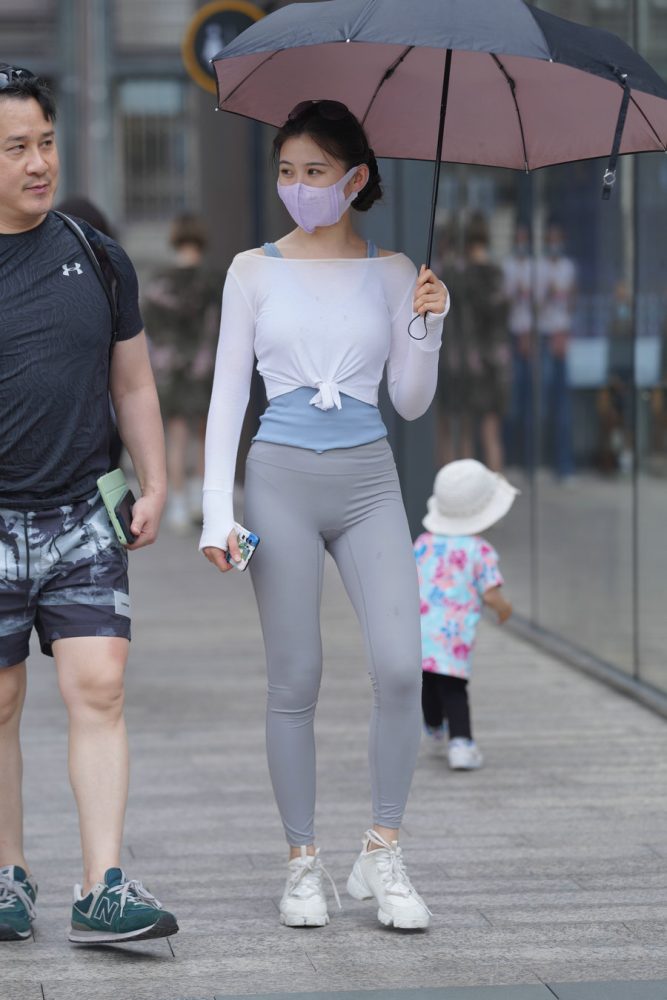 街拍逛街的瑜伽裤小女人  J2874 36P-469MB-盲兔兔