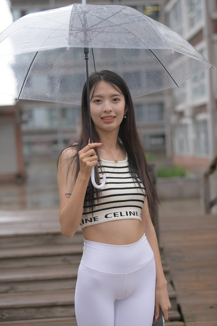 图片[1]-打伞的白色瑜伽裤女孩J2986 622P1V-22.06GB-盲兔兔