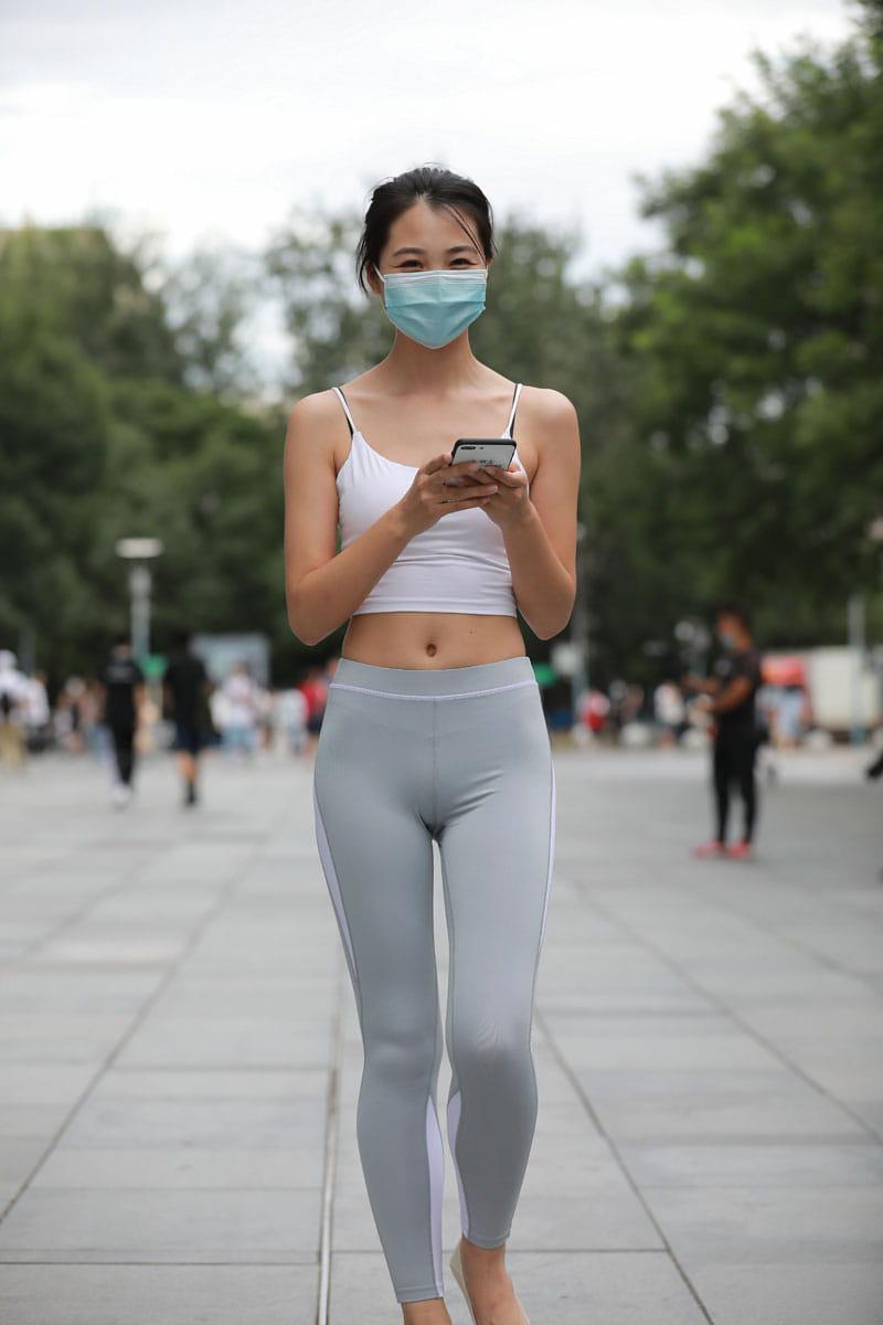 图片[4]-灰色瑜伽裤姑娘笑容超甜 J5074 180P2V-2.15GB-盲兔兔