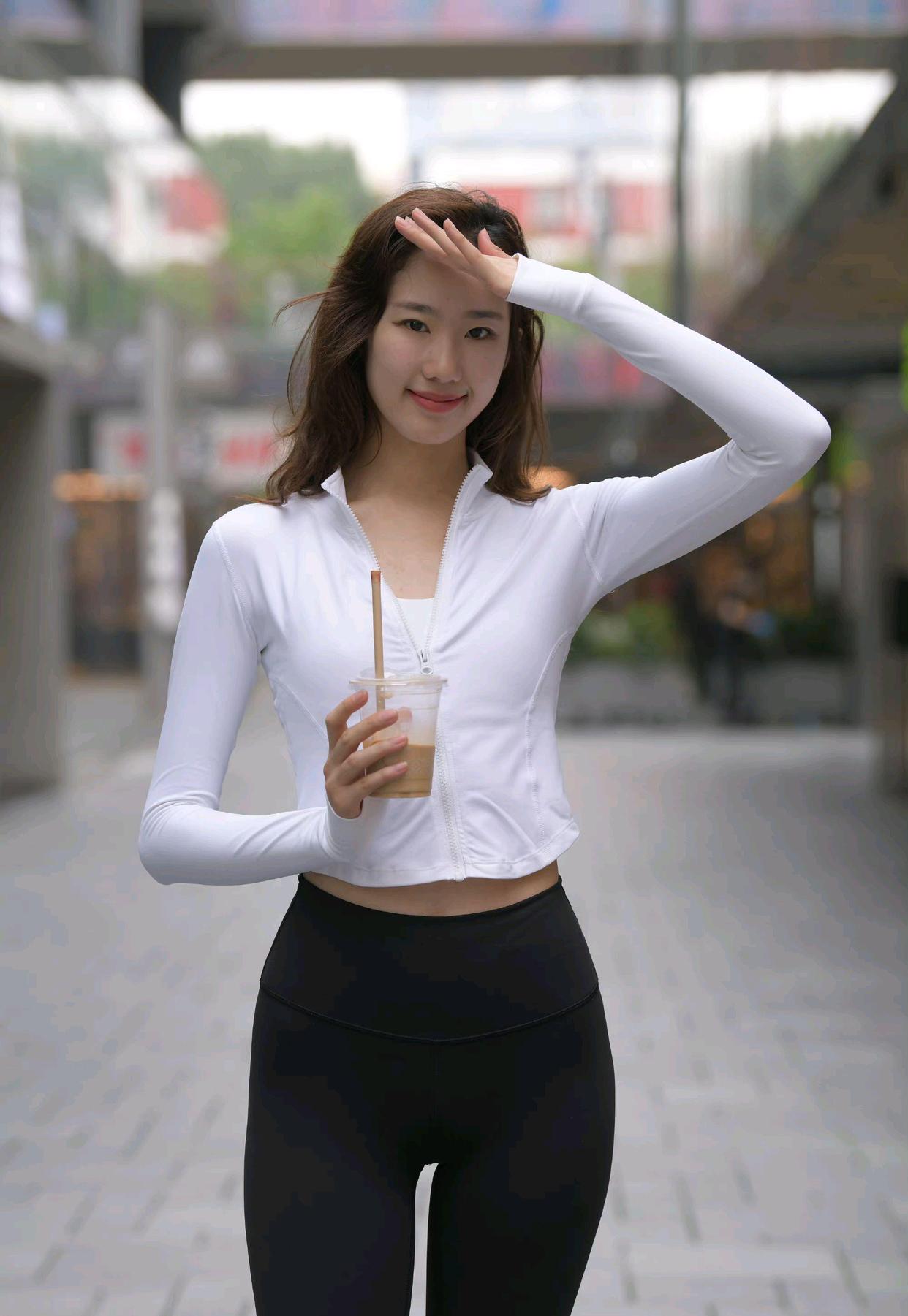图片[4]-像刘亦菲的黑色瑜伽裤女孩J2237 340P1V-14.8GB-盲兔兔