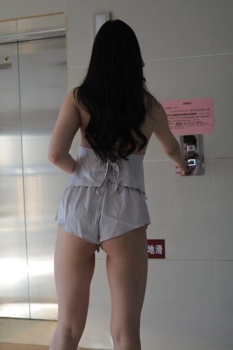 图片[4]-非常有女人味的热裤姑娘【228P】0007-盲兔兔