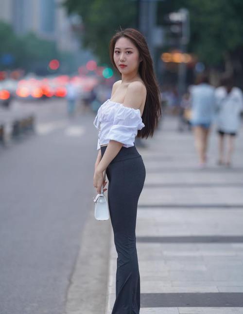 图片[3]-身材非常哇塞的瑜伽裤女孩  J1333 521P6V-21.6GB-盲兔兔