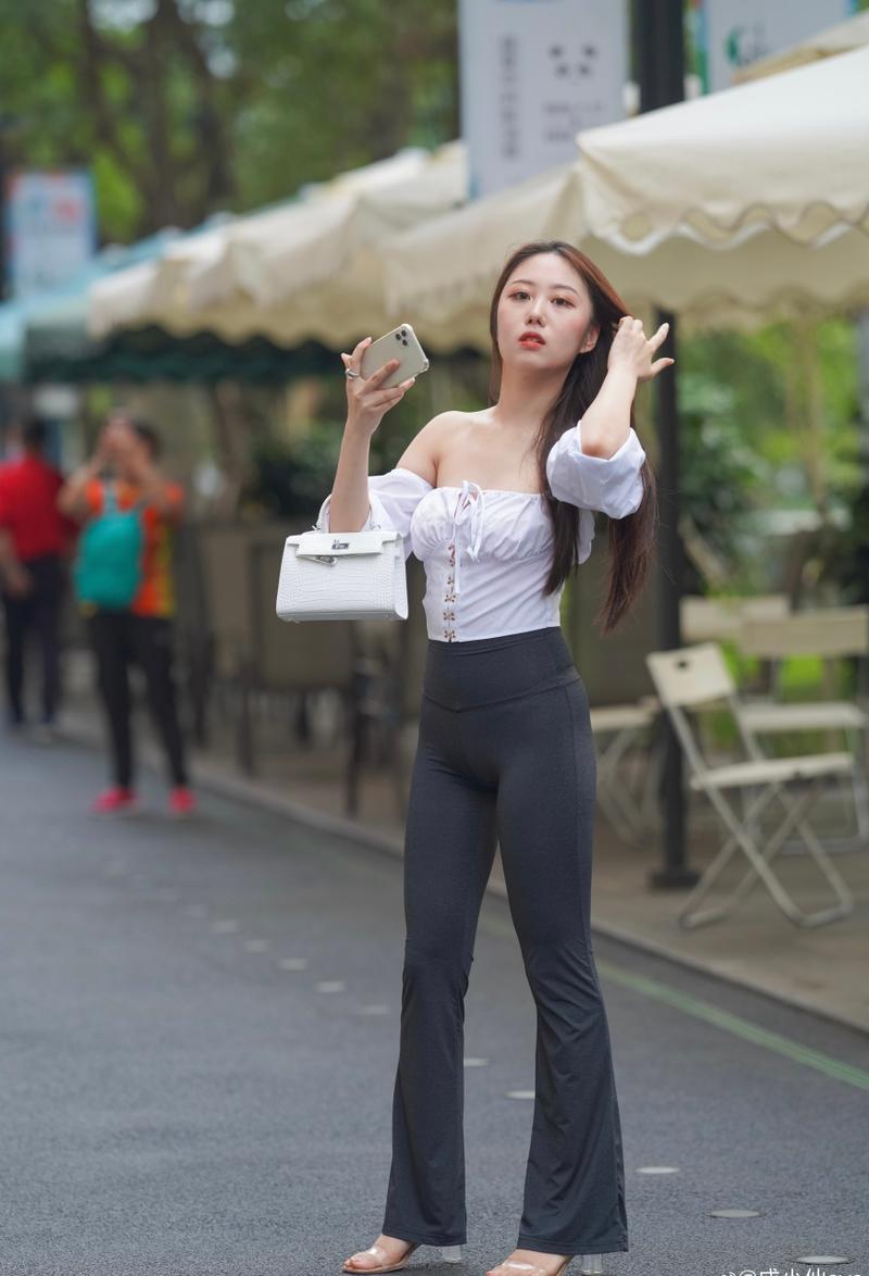 图片[2]-身材非常哇塞的瑜伽裤女孩  J1333 521P6V-21.6GB-盲兔兔