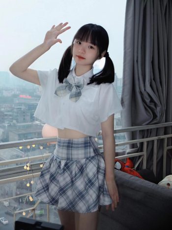图片[6]-网格丝袜的清纯双马尾小姑娘-盲兔兔